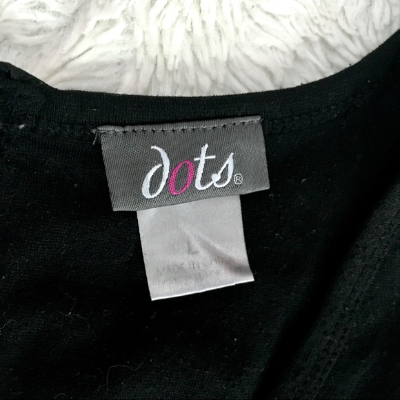 Stretchy Peplum Top with Zip-Up Back - Picture 3 of 10